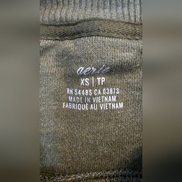 Aerie olive green lounge set - Picture 8 of 9